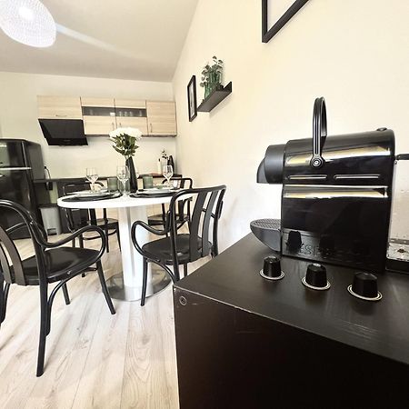 Apartmany New Forest Retreat - U Lesa, S Parkovanim, 300Mbit Internet Jesenik Bagian luar foto