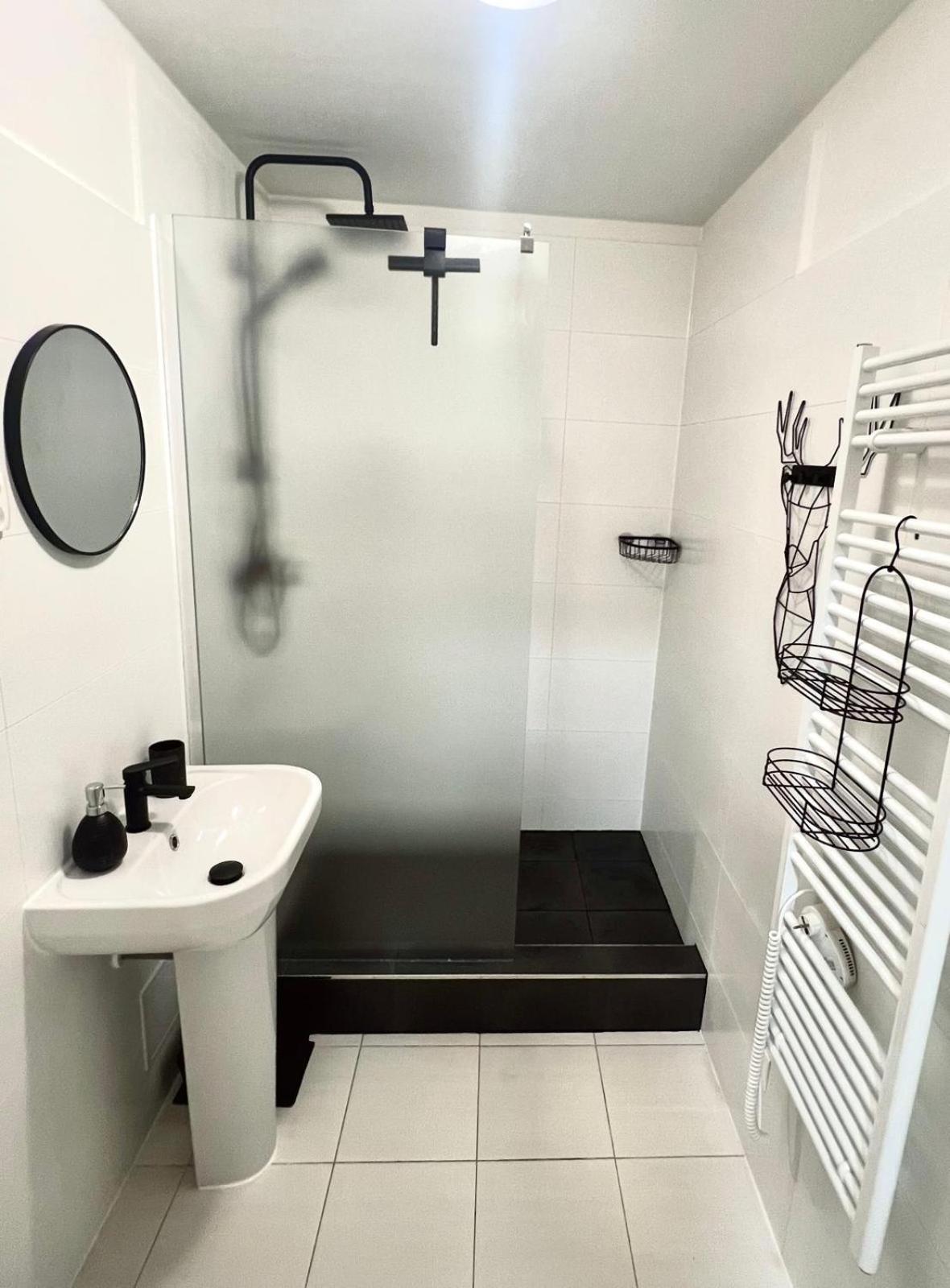 Apartmany New Forest Retreat - U Lesa, S Parkovanim, 300Mbit Internet Jesenik Bagian luar foto
